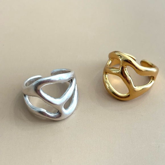 Silver and Gold Plated Rings - Picture 6 of 6
